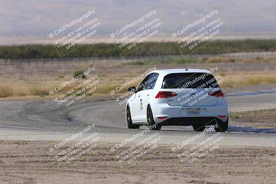 media/Oct-04-2025-OnGrid (Sat) [[44bd565ffa]]/Pink Group/Grapevine/